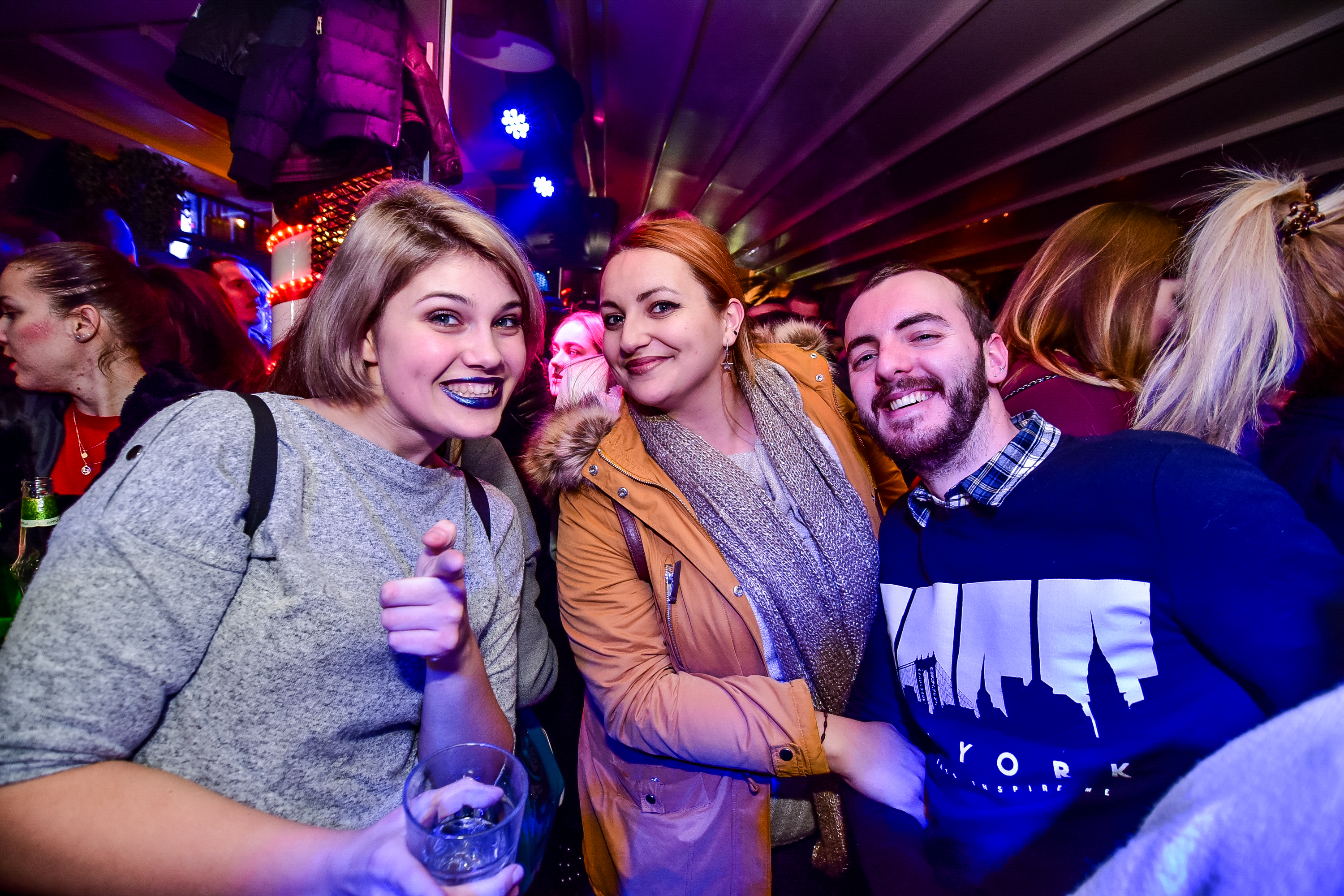 Vesna Pisarović @ Kult Caffe Bar