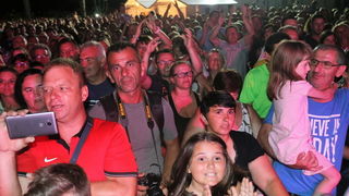 Virsko ljeto 2016: Tomislav Bralić i klapa Intrade oduševili 12 tisuća obožavatelja na virskoj rivi Virsko ljeto 2016: Tomislav Bralić i klapa Intrade oduševili 12 tisuća obožavatelja na virskoj rivi