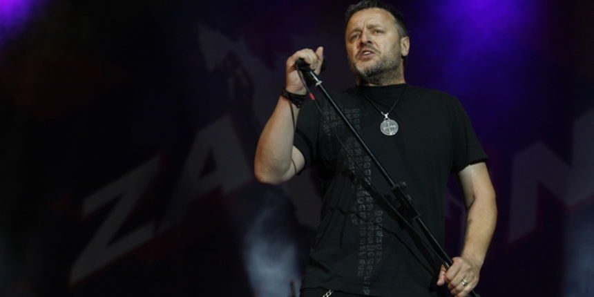 Split, 130610.
U Spaladium Areni odrzan je koncert na kojem je prikupljan novac koji ce biti iskoristen za pravnu pomoc hrvatskim generalima koji odgovaraju u Haagu i pred hrvatskim pravosudjem. Nastupali su Thompson, Oliver Dragojevic, KUD Cambi, Dalmati