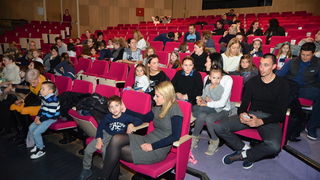 U Kazalištu lutaka Zadar odigrana je predstava “Čarobnjak iz Oza” u režiji Dražena Ferenčine. Foto: Iva Perinčić U Kazalištu lutaka Zadar odigrana je predstava “Čarobnjak iz Oza” u režiji Dražena Ferenčine. Foto: Iva Perinčić