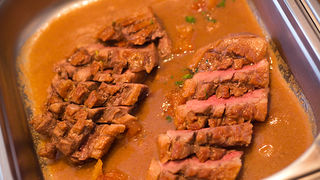 Restoran Pet bunara – “Šinjorina Dunja” (foto:Saša Čuka) Restoran Pet bunara – “Šinjorina Dunja” (foto:Saša Čuka)