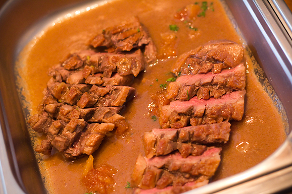 Restoran Pet bunara – “Šinjorina Dunja” (foto:Saša Čuka) Restoran Pet bunara – “Šinjorina Dunja” (foto:Saša Čuka)