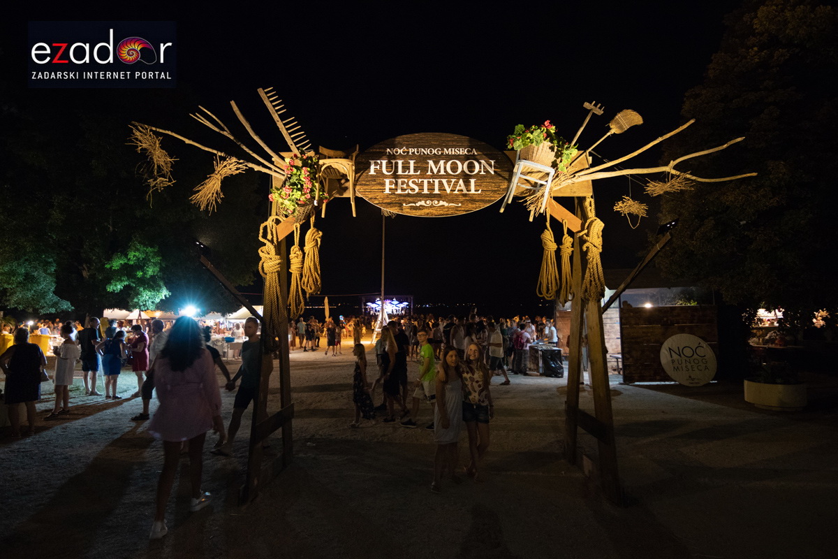 Večernji đir po gradu, četvrtak 26. srpnja 2018. Večernji đir po gradu, četvrtak 26. srpnja 2018.