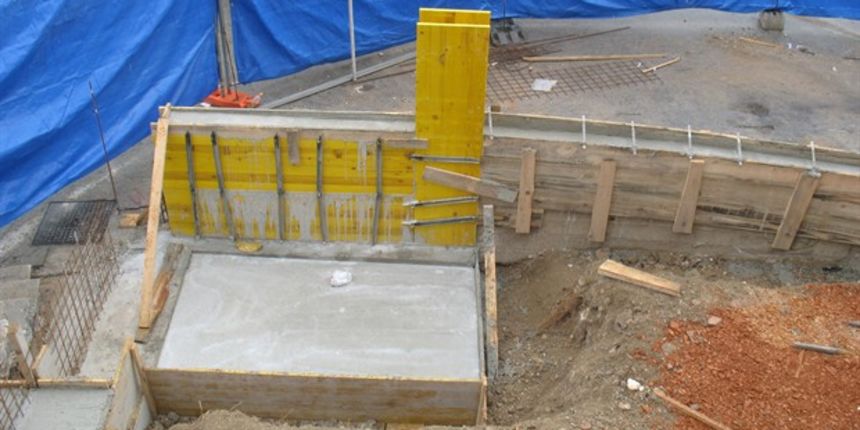 Prvi potez protivnika Tuđmanova spomenika u Splitu, foto: građanska inicijativa, ostale fotografije Prvi potez protivnika Tuđmanova spomenika u Splitu, foto: građanska inicijativa, ostale fotografije