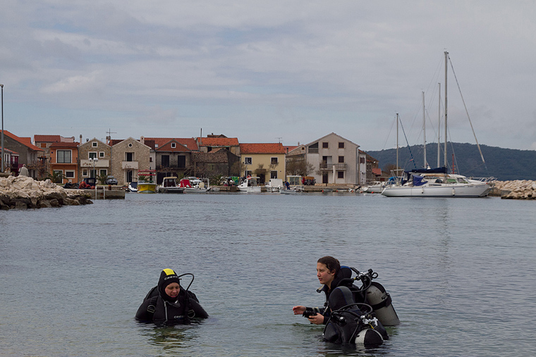 Ekološka akcija čišćenja podmorja u Bibinjama, foto: Leo Banić Ekološka akcija čišćenja podmorja u Bibinjama, foto: Leo Banić