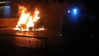 U Zadru plamen progutao BMW