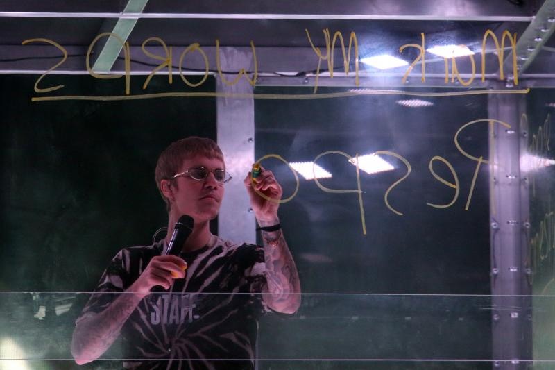 Image 379359 (auto) Image 379359 (auto)