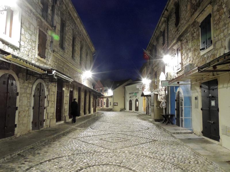 Noćni đir mostarskom starom jezgrom, Foto: Borna Filić/PIXSELL