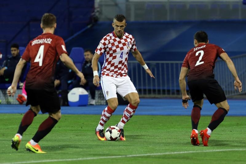 05.09.2016., Zagreb – Kvalifikacijska utakmica Hrvatska – Turska za Svjetsko nogometno prvenstvo 2018. u Rusiji. Photo: Goran Stanzl/PIXSELL 05.09.2016., Zagreb – Kvalifikacijska utakmica Hrvatska – Turska za Svjetsko nogometno prvenstvo 2018. u Rusiji. Photo: Goran Stanzl/PIXSELL