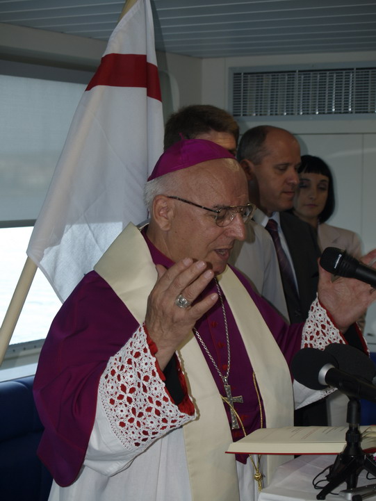 OLYMPUS DIGITAL CAMERA OLYMPUS DIGITAL CAMERA