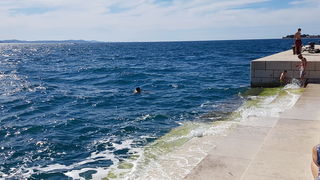 Prekrasno subotnje poslijepodne na zadarskoj rivi. Foto: Mladen Malik