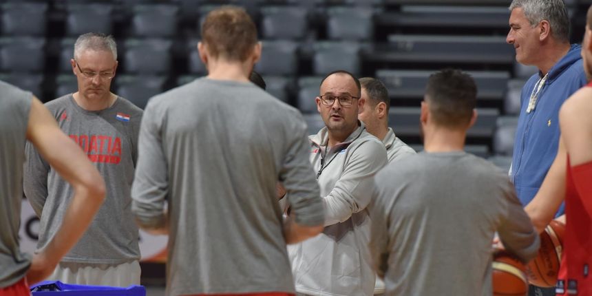 Hrvatska košarkaška reprezentacija priprema se u Krešinom domu Hrvatska košarkaška reprezentacija priprema se u Krešinom domu