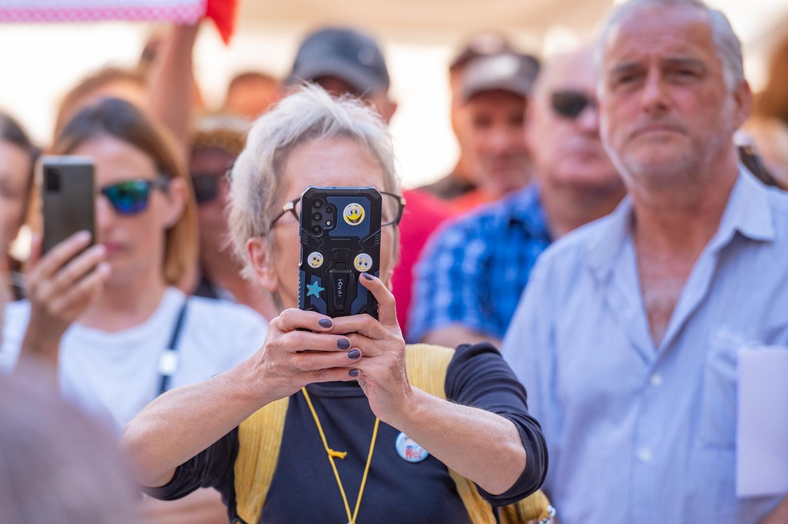 Na Narodnom trgu održan prosvjed “Krik za slobodu” protiv epidemioloških mjera