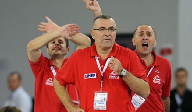 Bydgoszcz, 150909. Dvorana Sport Arena Luczniczka. Europsko prvenstvo u kosarci u Poljskoj, drugi krug natjecanja po skupinama 3. kolo grupe E, utakmica izmedju Hrvatske i Njemacke odlucujuca za ulazak u cetvrtfinale. Na slici: Jasmin Repesa izbornik u po