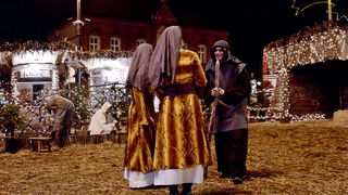 Zagreb, 221212.
Kaptol.
Zajednica Cenacolo vec 13 godina ispred Katedrale na Kaptolu u bozicno vrijeme priredjuje Zive jaslice.
Na fotografiji: detalj sa priredbe.
Foto: Admir Buljubasic / CROPIX Zagreb, 221212.
Kaptol.
Zajednica Cenacolo vec 13 godina ispred Katedrale na Kaptolu u bozicno vrijeme priredjuje Zive jaslice.
Na fotografiji: detalj sa priredbe.
Foto: Admir Buljubasic / CROPIX