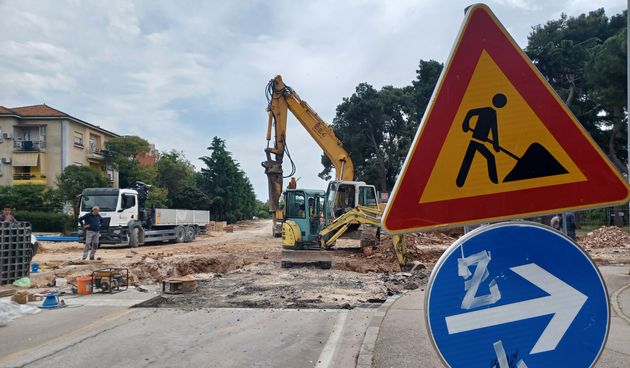 Raskrižje ulica dr. Franje Tuđmana i Josipa bana Jelačića