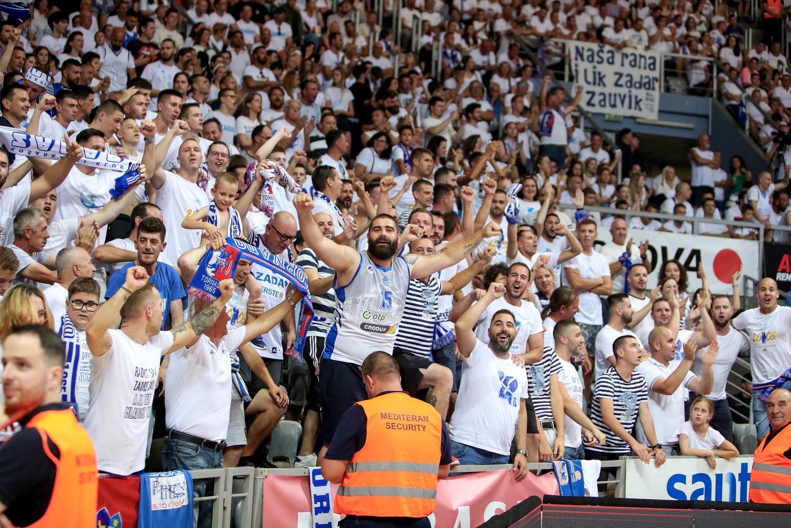 Finale doigravanja, 3. utakmica: KK Zadar – KK Split 99-62 Finale doigravanja, 3. utakmica: KK Zadar – KK Split 99-62