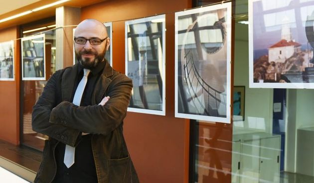 Na Filozofskom fakultetu Sveucilista u Zagrebu otvorena je izlozba i odrzano predavanje Legende svjetla. Predavanje i izlozba organizirani su uz visoko pokroviteljstvo Ureda Tonina Picule, zastupnika u Europskom parlamentu i potpredsjednika Medjuskupine z