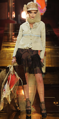 John Galliano, proljeće 2011 John Galliano, proljeće 2011