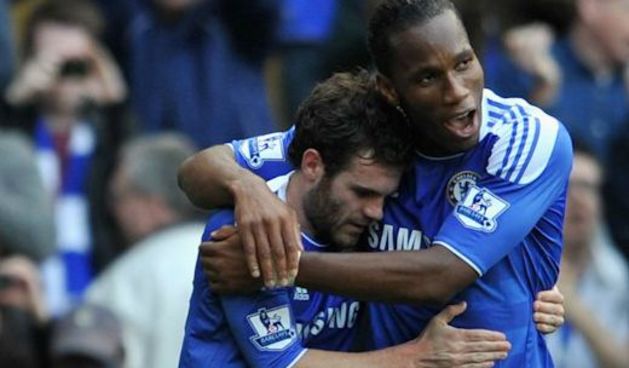 Didier Drogba i Juan Mata, foto: chelseafc.com