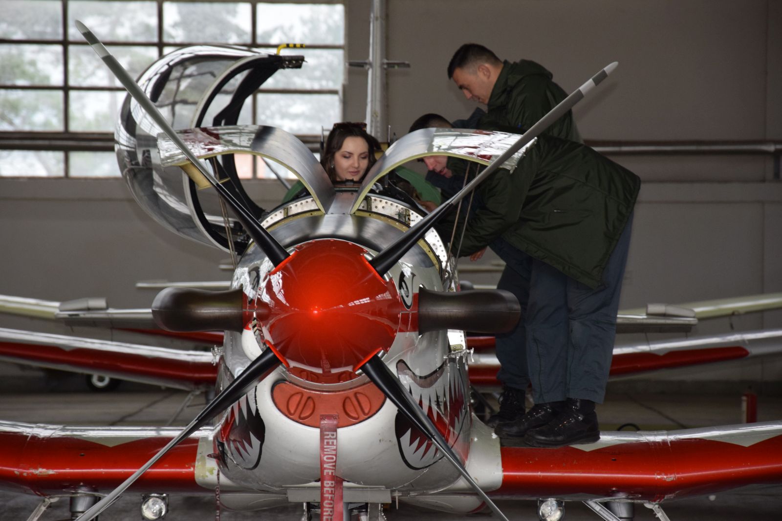 Polaznici Zimske škole u posjeti vojarni “Pukovnik Mirko Vukušić” u Zemuniku