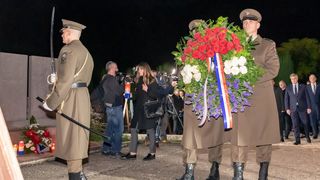 Andrej Plenković obilježio Dan sjećanja u Škabrnji Andrej Plenković obilježio Dan sjećanja u Škabrnji