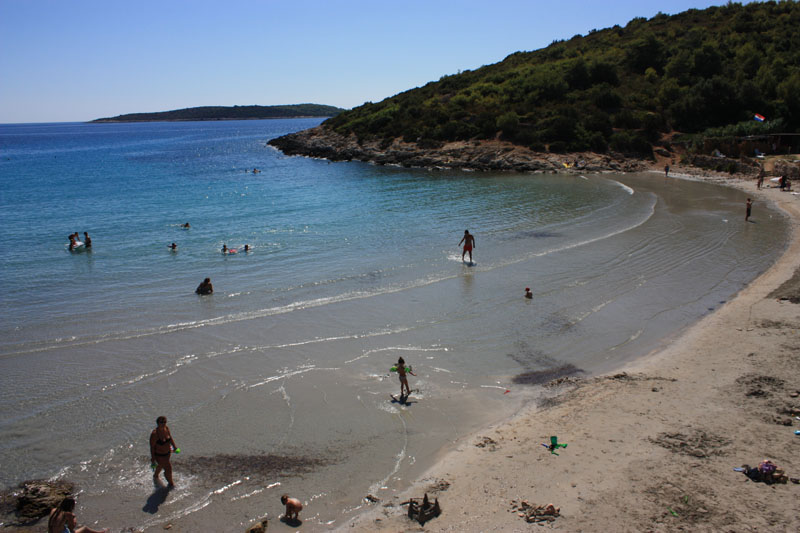 Image 1117659 (auto)