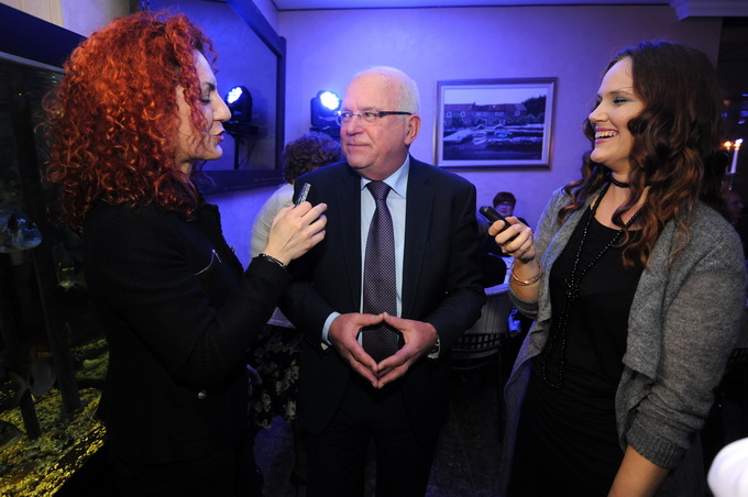 Zadar, 280213.
Poznati restoran Niko na zadarskoj Puntamici je veceras uz bogatu veceru i pjesmu brojnih izvodjaca sa svojim prijateljima i cestim gostima proslavio 50 godina od otvorenja. Na veceri su se pojavili brojni kumovi restorana kroz godine poput