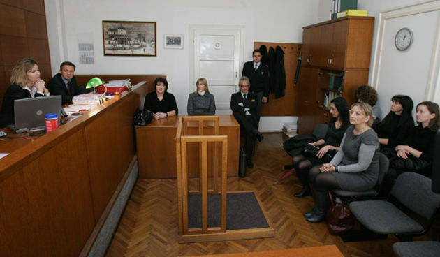 Zagreb, 291110.
Zupanijski sud.
Citanje presude sefovima Lepoglave u slucaju povlastenog tretmana vip zatvorenika. Optuzeni nisu dosli na citanje presude.
Foto: Ranko Suvar / CROPIX