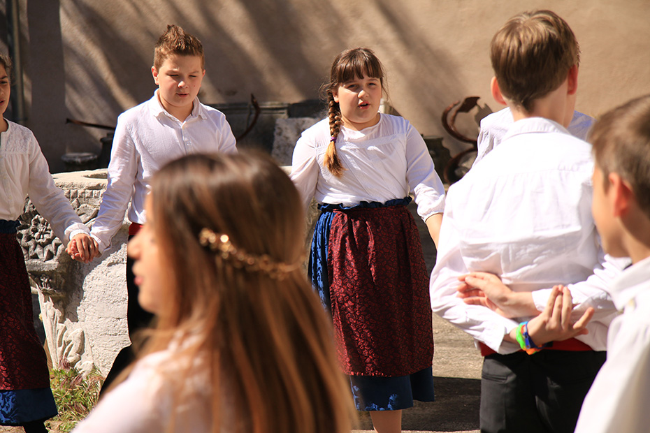 OŠ Zadarski otoci: “Igrajmo se igrajmo-igre dida moga”