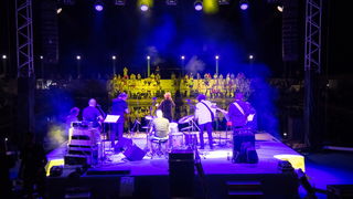 Zorica Kondža i klapa Cambi @ bazen Ilirije u Biogradu