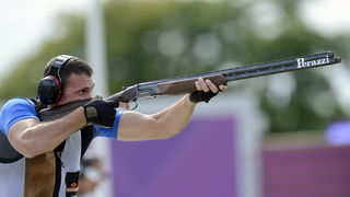 London, 060812.Hrvatski strijelci Anton Glasnovic i Giovanni Cernogoraz u finalu trapa tijekom Olimpijskih Igara u Londonu.Na fotografiji: Giovanni Cernogoraz osvojio je zlato.Foto: Drago Sopta / CROPIX