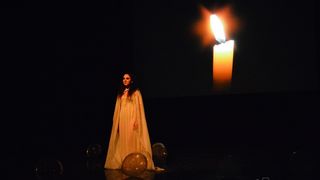 Dragon teatar- “POE – Nikad više”, foto: Iva Perinčić Dragon teatar- “POE – Nikad više”, foto: Iva Perinčić