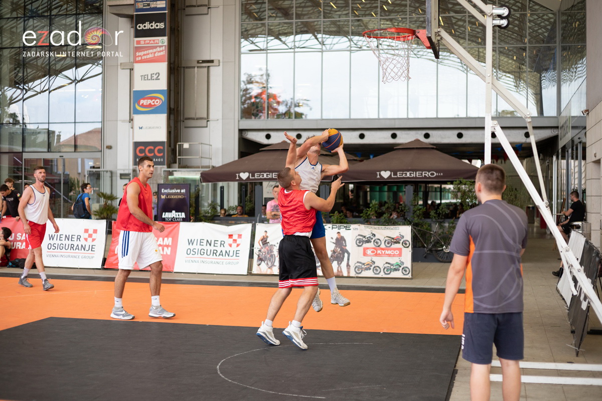 3×3 Basket Tour @ City Galleria