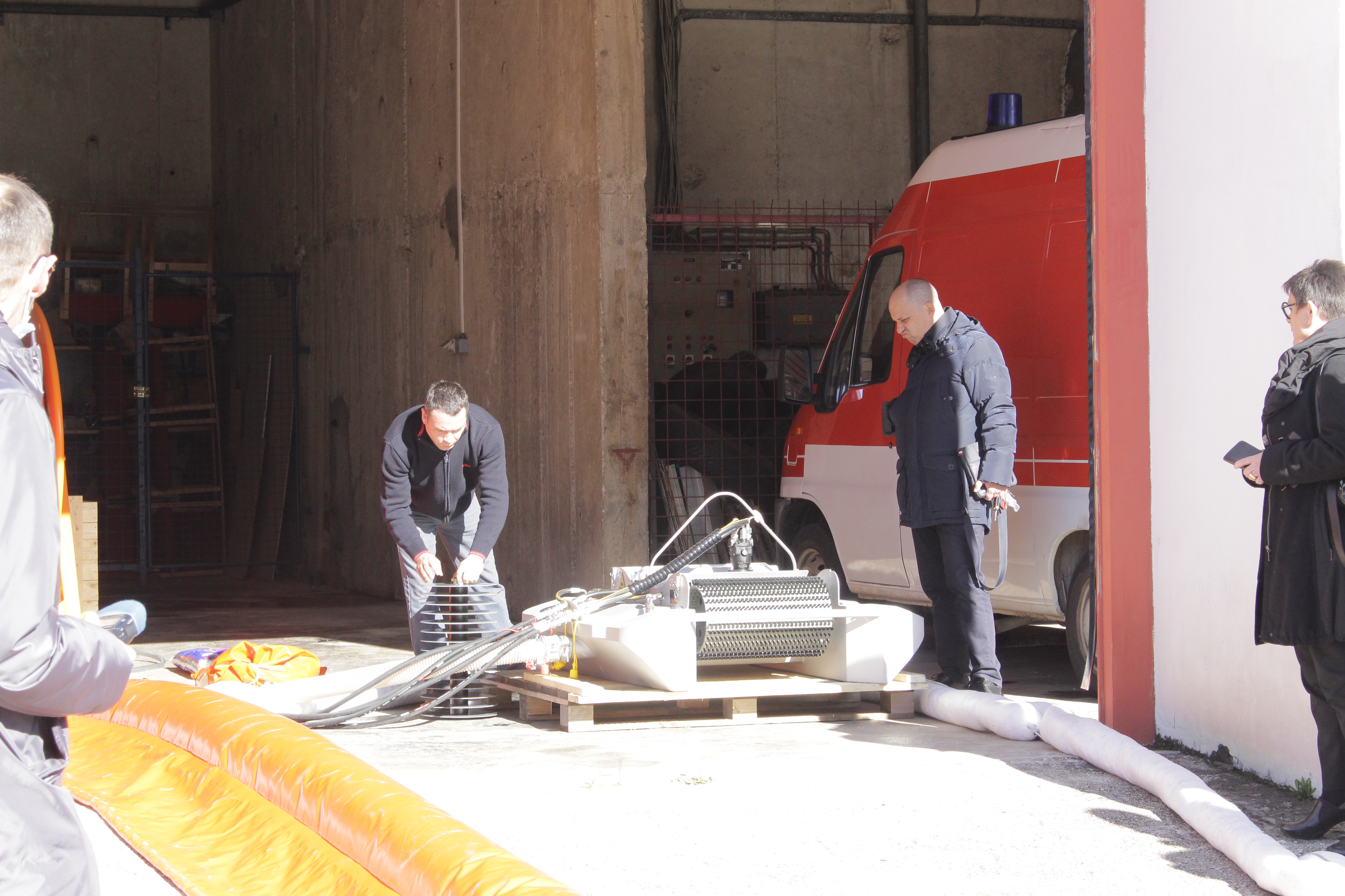 Vatrogasna zajednica Zadarske županije bogatija za opremu vrijednu preko 1,3 milijuna kuna Vatrogasna zajednica Zadarske županije bogatija za opremu vrijednu preko 1,3 milijuna kuna