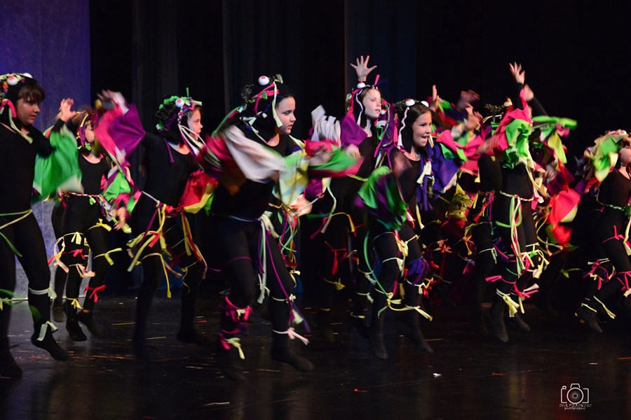 Plesna udruga Gesta: Bajka.hr