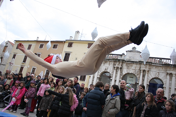 Image 1032337 (auto)