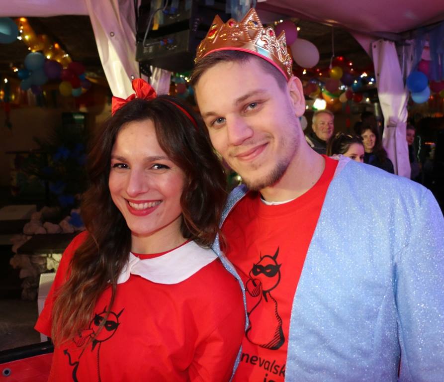 Virske maškare 2017: Karnevalske igre i koncert grupe Vista Virske maškare 2017: Karnevalske igre i koncert grupe Vista