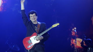 Split, 180311.
Spaladium Arena.
Koncert Bajaga u splitskoj Spaladium Areni ispunio je ocekivanja i dvorana je bila gotovo puna.
Foto: Paun Paunovic / CROPIX Split, 180311.
Spaladium Arena.
Koncert Bajaga u splitskoj Spaladium Areni ispunio je ocekivanja i dvorana je bila gotovo puna.
Foto: Paun Paunovic / CROPIX