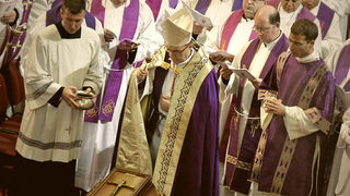 Posljednji ispraćaj nadbiskupa Ivana Prenđe (foto: Marin Gospić)