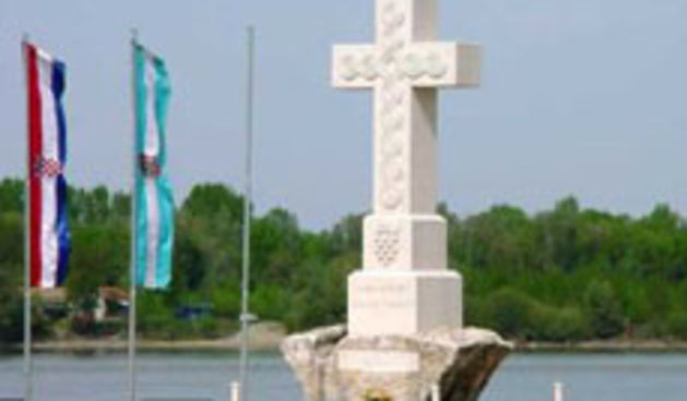 Vukovarski križ (foto: Totalportal.hr)