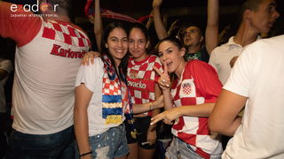 Čudesna noć: Velika fešta ulicama Zadra nakon plasmana Vatrenih u finale SP Čudesna noć: Velika fešta ulicama Zadra nakon plasmana Vatrenih u finale SP