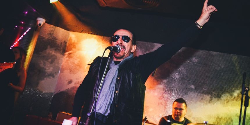 Željko Bebek održao odličan koncert u Zadru ; foto Iva Perinčić Željko Bebek održao odličan koncert u Zadru ; foto Iva Perinčić