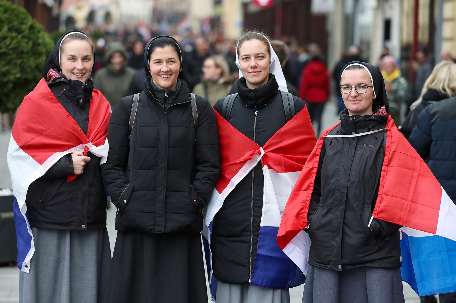 Kolona sjećanja u Vukovaru 18. studenog 2021. Kolona sjećanja u Vukovaru 18. studenog 2021.
