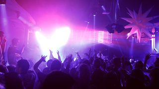 Spektar party u Aquarius klubu