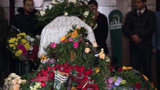 Skopje: Na posljednji počinak ispraćena Esma Redžepova Skopje: Na posljednji počinak ispraćena Esma Redžepova