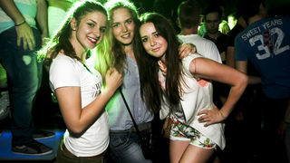 Zagreb, 28.06.2014. – A SADA PRAVAC: ZRCE – Na zatvaranju klupske sezone u punom Aquariusu (A2), Deejay Hrc (resident Zrce Spring Break festivala) dobru vibru ucinio je izvrsnom. Partijalo se do jutra uz najbolje iz EDM/commercial/trap/bass tvornice.