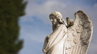 Gradsko groblje uoči blagdana Svih svetih (foto:Saša Čuka) Gradsko groblje uoči blagdana Svih svetih (foto:Saša Čuka)