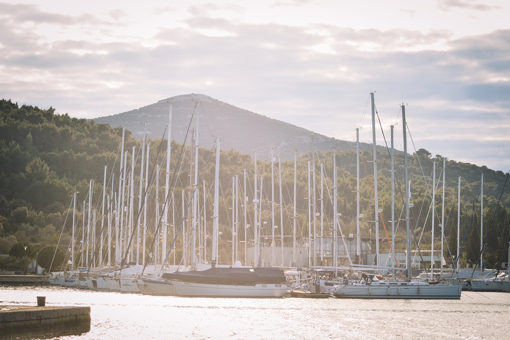 Đir po Sutomišćici Đir po Sutomišćici