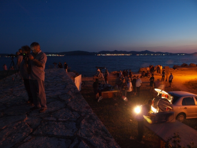 Potpuna pomrcina mjeseca Potpuna pomrcina mjeseca